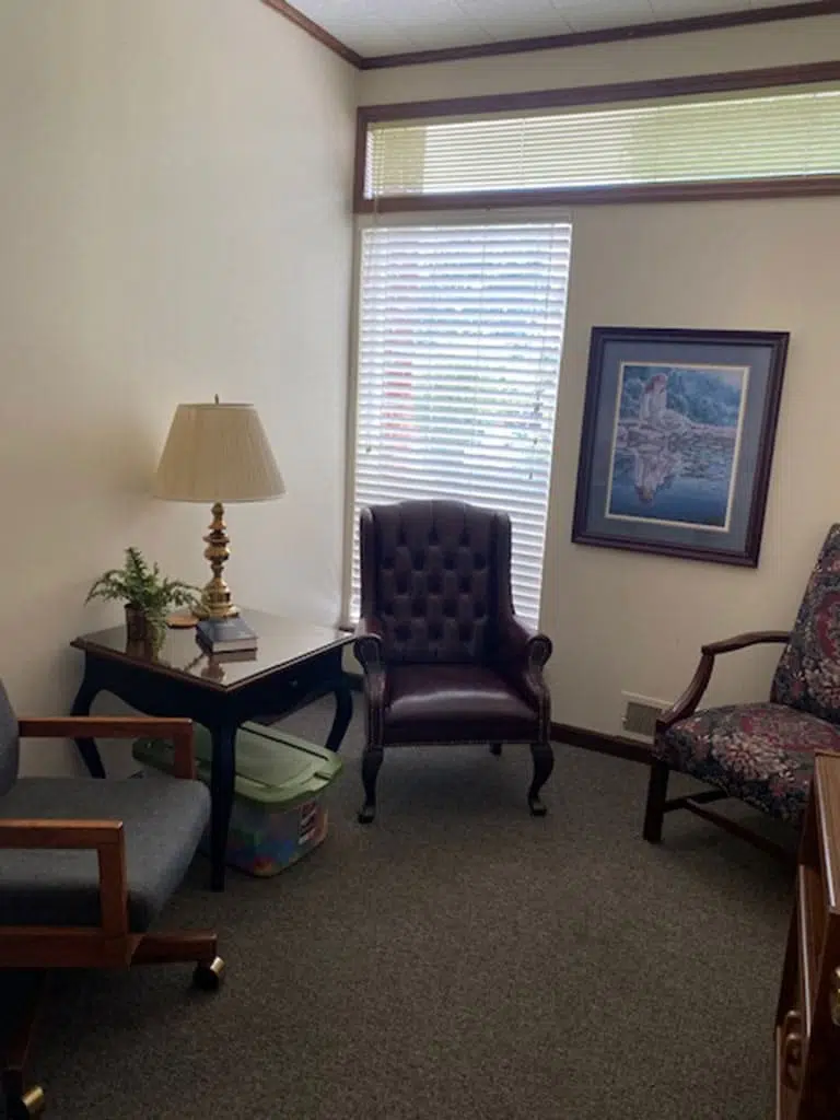 womens-care-center-fort-payne-room womens care center fort payne room - Alabama Pregnancy Solutions